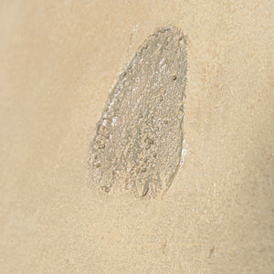 Abstraktes Acrylbild mit Rahmen „Sandweg“ – Moderne Wandkunst in Beige und Grün