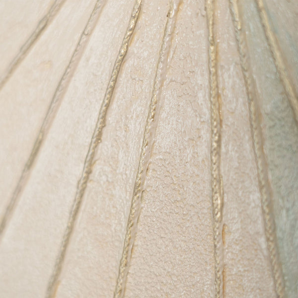 Abstraktes Wandbild mit harmonischen Formen und natürlicher Farbwirkung