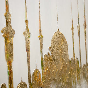 Detail des Acrylgemäldes „Moschee" – goldene Pinselstruktur auf weißem Untergrund 