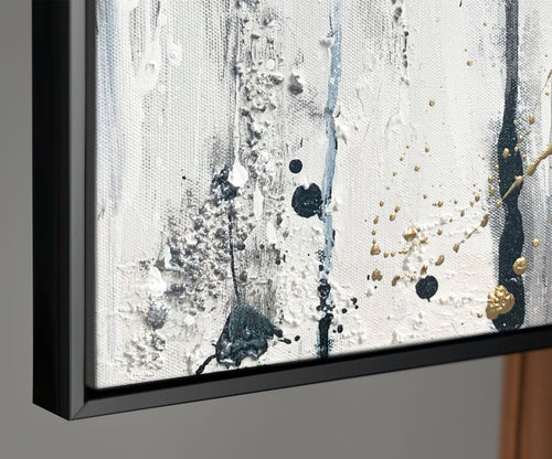 Modern Canvas Painting "Flower Silhouettes" – Abstract Art with Gold Frame
