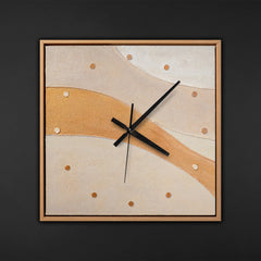 Handgemalte originelle Wanduhr mit floraler Abstraktion – 35×35 cm
