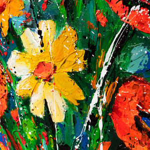 Abstraktes Blumenbild – Handgemaltes Leinwandbild „Wärme der Blütenblätter“