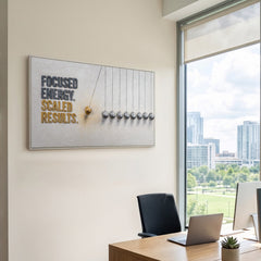 Focused Energy – handgemaltes Motivationsbild fürs Büro mit 3D-Relief, 140 × 70 cm
